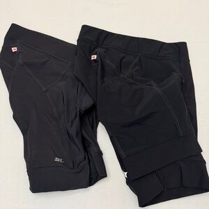 Lot of 2 Specialized black bike shorts size Large.